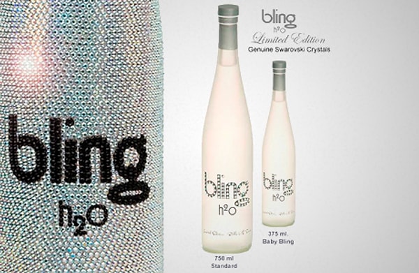 10. Самая дорогая вода, стоимостью $90 за 1 литр, продаётся в Лос-Анджелесе