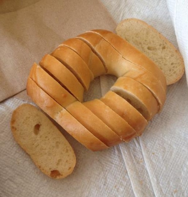 14. Зачем резать калачик? Я не понимаю.