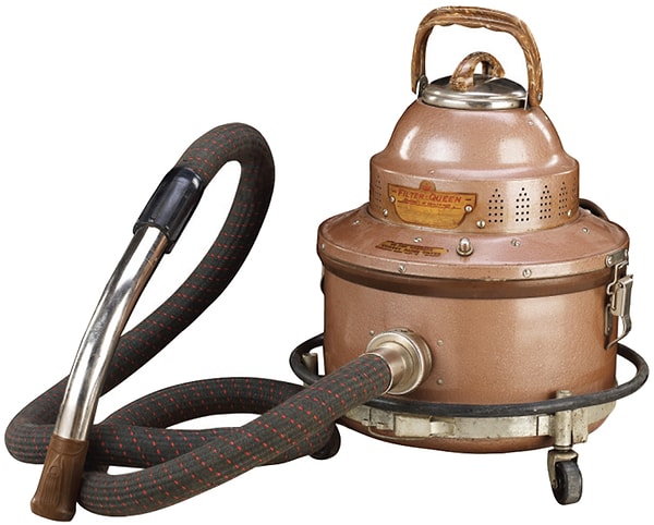 7. «Пылесосы, работающие на ядерной энергии, станут реальностью через 10 лет», - Алекс Льюит.