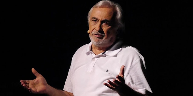 "Müjdat Gezen, sanık tahliye edilirse sanat merkezinde çayımızı içmeye davet ediyor."