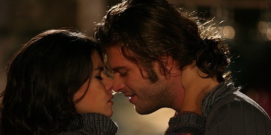 Aşkta Kaybeden ve Üzülen Tarafın Çoğunlukla Kadınlar Olmasının 11 Sebebi