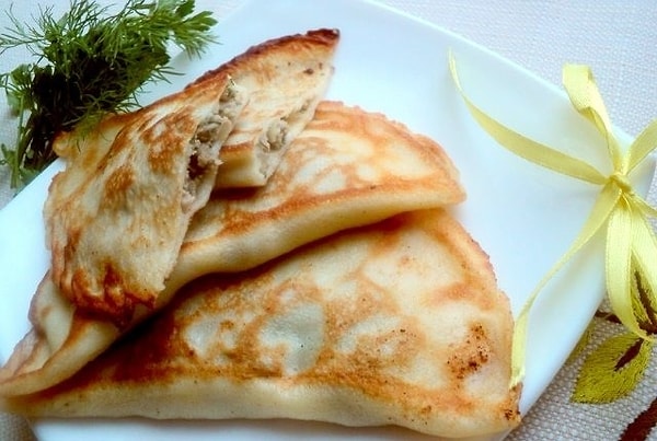 11. Блины с припеком или фальшивые чебуреки.