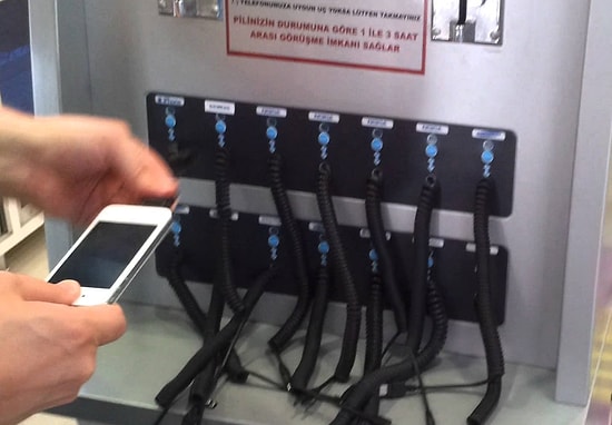 Cep Telefonunuzu Bu Makinelerde Şarj Ediyorsanız Büyük Bir Tehlike Altında Olabilirsiniz!