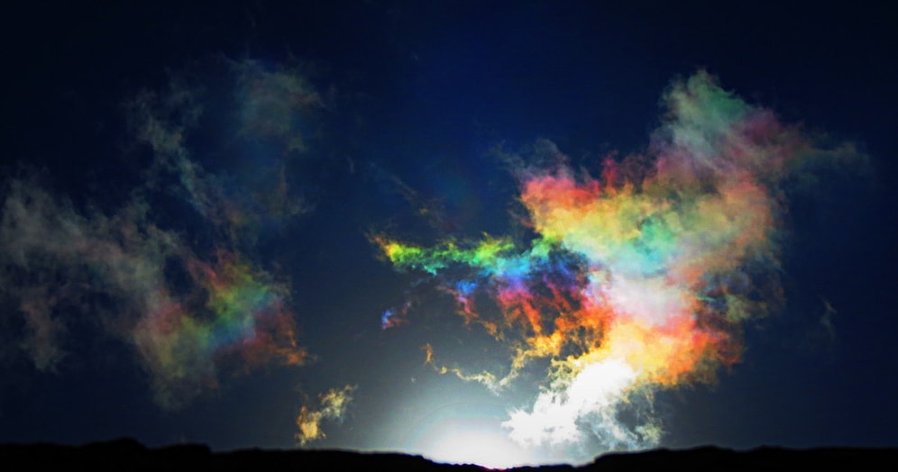 Огненная радуга: невероятный феномен в небе над Сингапуром