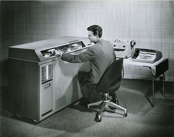 21. İlk kişisel bilgisayar (1957)