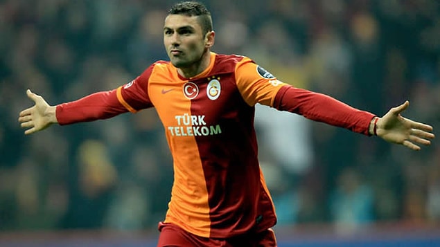 22. 4 büyük takımda da oynayan ilk futbolcu Sergen Yalçın'dır. (2. futbolcu ise Burak Yılmaz'dır)