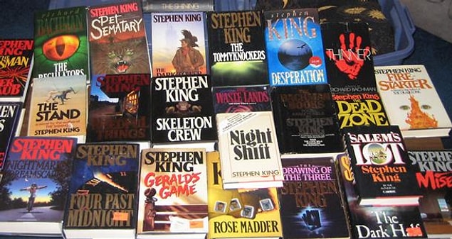 8. DVD'nin ekstralarında yer alan bir bilgiye göre Stephen King, daha önceki filmlerle karşılaştırdığında Yeşil Yol filmini kitabına en sadık uyarlama olarak nitelendirmiş.