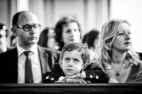 5. Скучающий гость