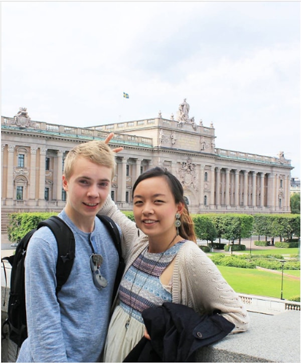 6. Она рассказывает: