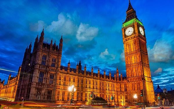 8. Tarih itibariyle Türkiye'de saatler 17.52'yi gösterdiğinde, Londra'da saatler kaçı gösterir?