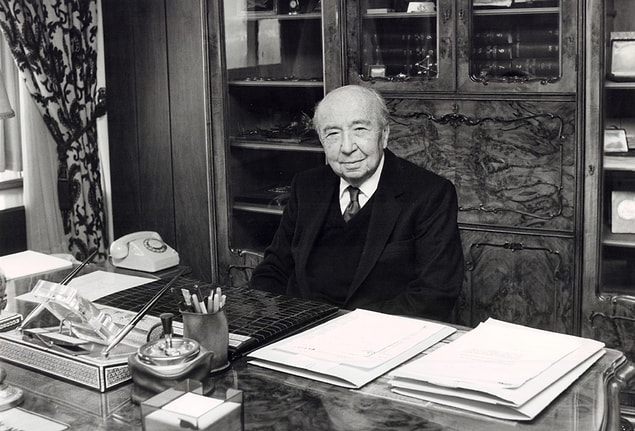 1946 Ankara'sında banka kuran bu iki girişimci ruh, kalkınmak için gidecekleri ismi elbette biliyorlardı: Vehbi Koç.