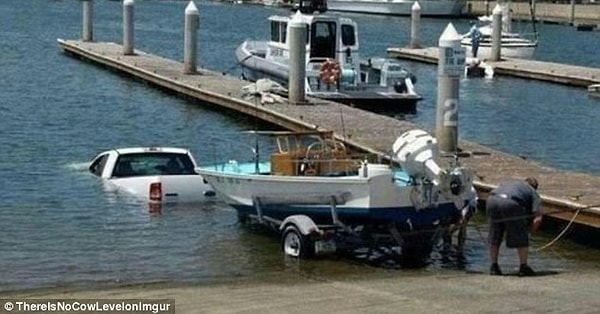 1. Чувак, нам кажется, или ты сделал что-то не так?