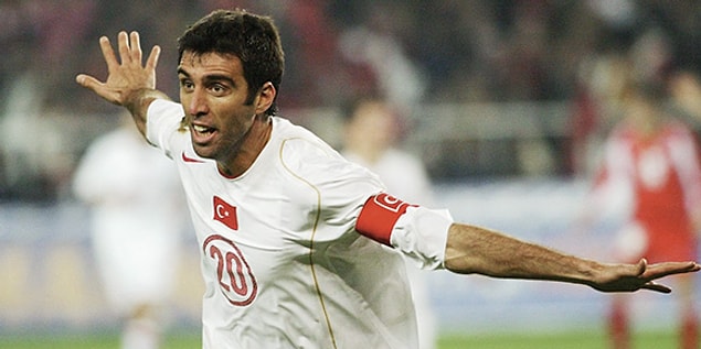 2002 Dünya Kupası'nda Güney Kore'ye 11. saniyede gol atan Hakan Şükür, Dünya Kupası tarihinin en erken golünü atmıştır.