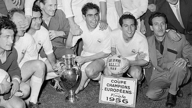 İlk Şampiyonlar Ligi şampiyonu olan takım Real Madrid'dir. (1956)
