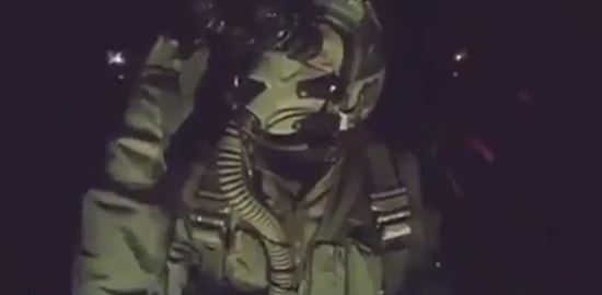 El Bab'a Bomba İndiren Askerimizden SaltBae Hareketi