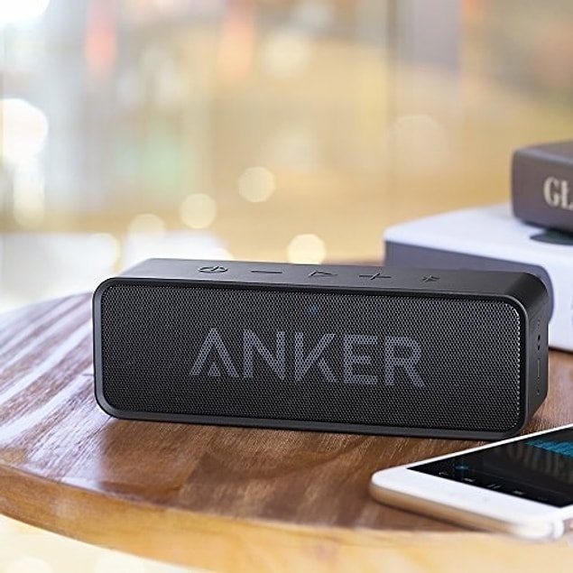 5. Yüksek sesle müzik dinlemek istediniz ve bilgisayarı açmaya üşendiniz. Bu tip bir hoparlör işinizi rahatça görür. Telefonu da hoparlöre bağladınız mı demeyin keyfinize...