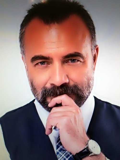 Bernard Lowe (Jeffrey Wright) - Oktay Kaynarca