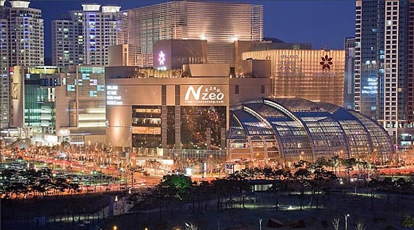 5. Площадь самого большого магазина в мире — 293 905 квадратных метров