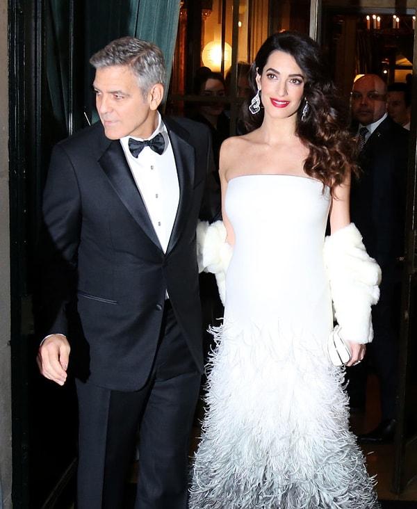 1. George Clooney ve Amal Alamuddin kraliyet ailesinden gibi görünmeye devam etti.