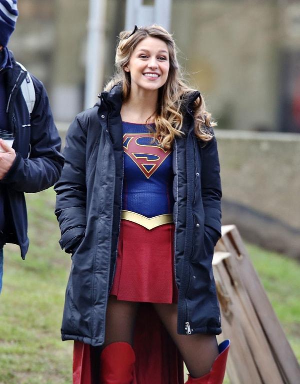 20. Melissa Benoist "Supergirl" çekimlerindeydi.