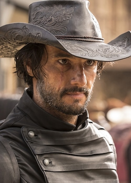 Hector Escaton (Rodrigo Santoro) - Ufuk Bayraktar
