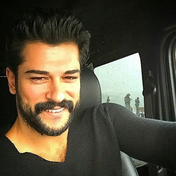 Burak Özçivit
