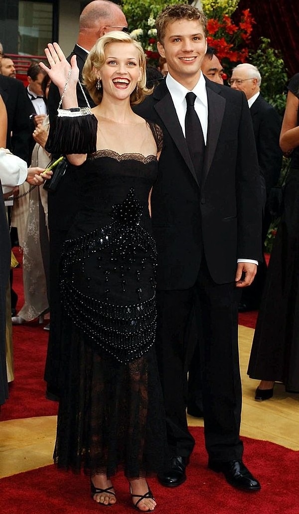 17. Риз Уизерспун и Райан Филлипп - 2002