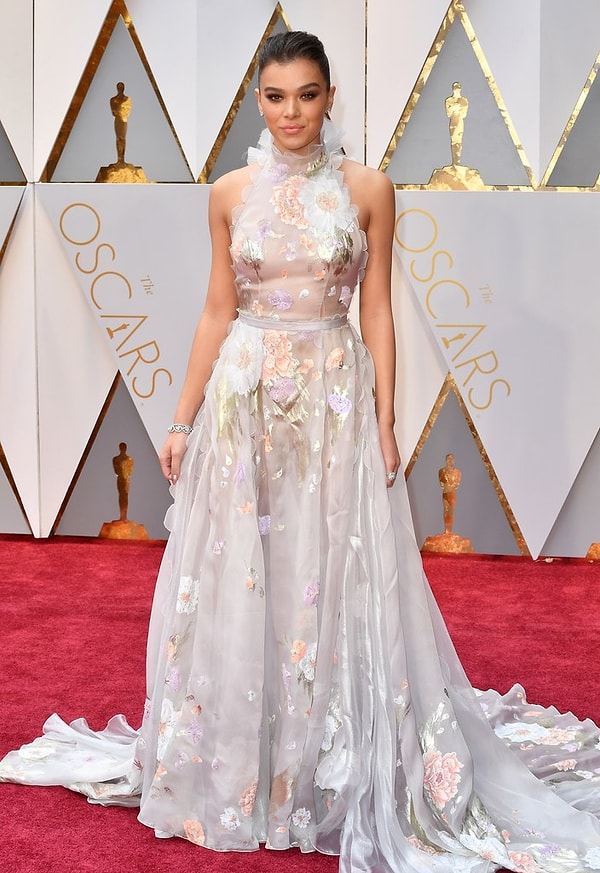 13. Хейли Стейнфелд