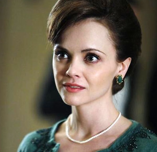 19. Кристина Риччи боится комнатных растений