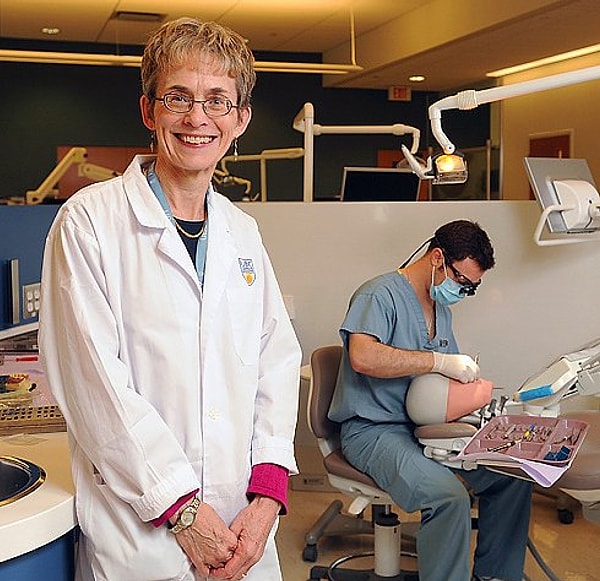 17. Роберт Де Ниро боится дантистов