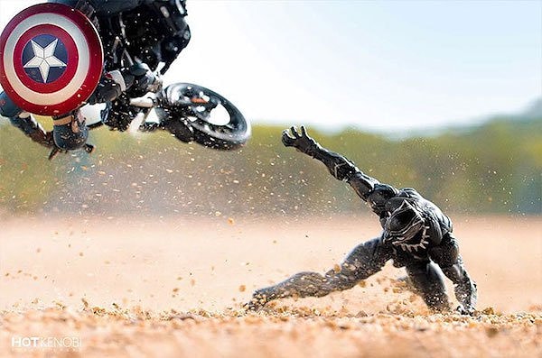 7. Капитан Америка Vs. Черная Пантера