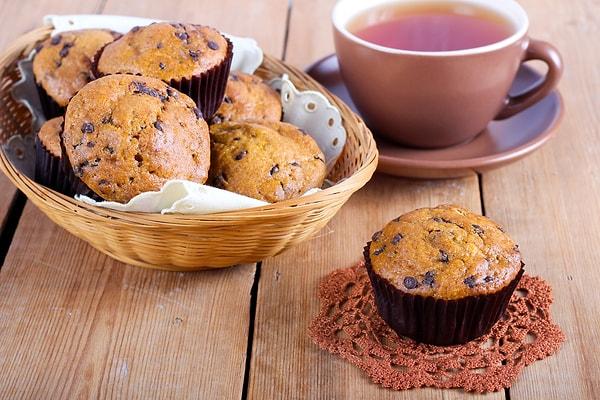 5. Bu kahveli muffinler çayın yanına da çok iyi gidiyor!