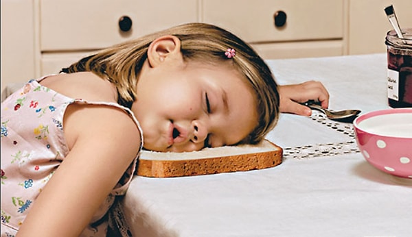 6. Что бы вы ни делали, вся работа вам кажется чертовки сложной. Даже сделать себе сэндвич...