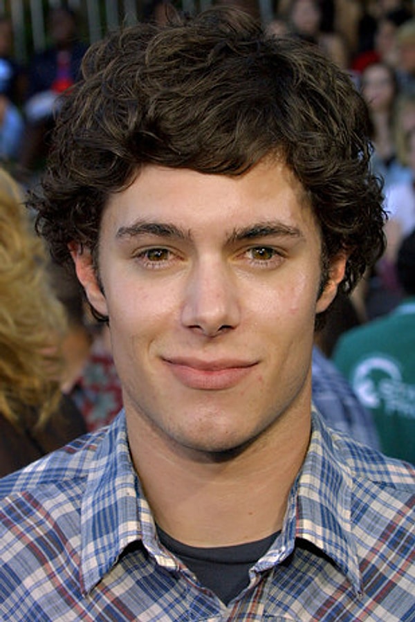 2. Адам Броди