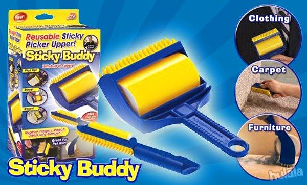 9. Evinizde tüylü dostlarınız varsa, Sticky Buddy'nin tekrar kullanılabilen tüy toplama aparatı tam size göre...