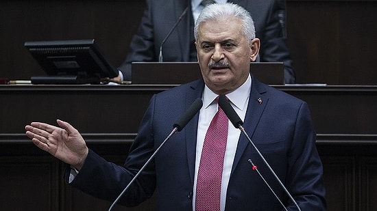 Binali Yıldırım: 'Dayanışma Göstererek Bayraklarımızı Yarıya İndiriyoruz'