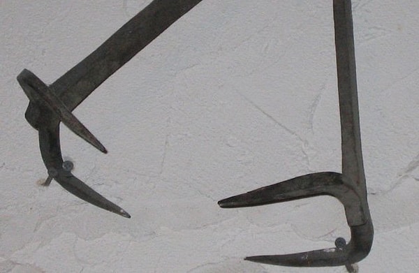 8. Изменщиц пытали до смерти.