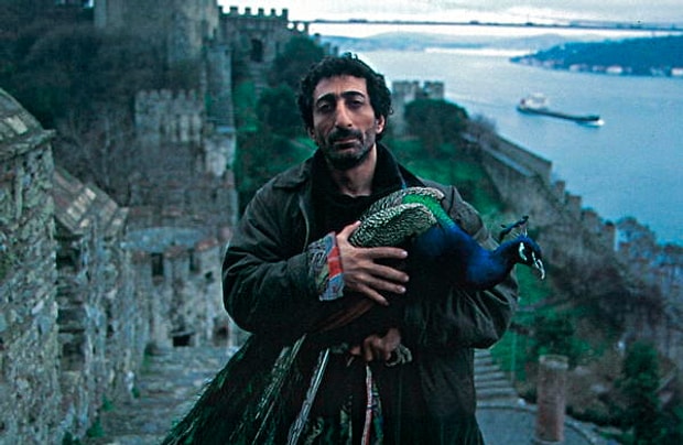 Tabutta Rövaşata | 1996 | IMDB / 7,9