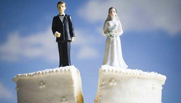 4. Bir yılda boşanan çift sayısı da az değil. Her yıl yaklaşık 132 bin çift boşanıyor.