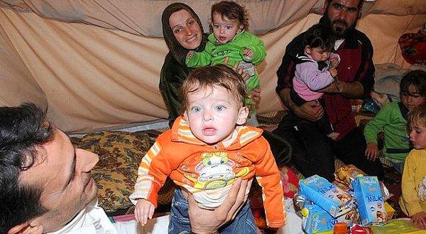 16. 2011-2016 yılları arasında Türkiye’de tahminlere göre 200 bin Suriyeli çocuk doğdu.