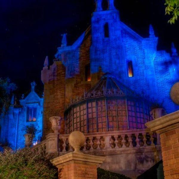 15. A man died of a heart attack while riding Disney World’s Haunted Mansion because it was too terrifying.
