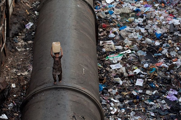 9. Поездка в трущобы