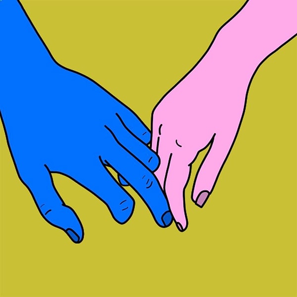 Он показывает окружающим, что ты занята