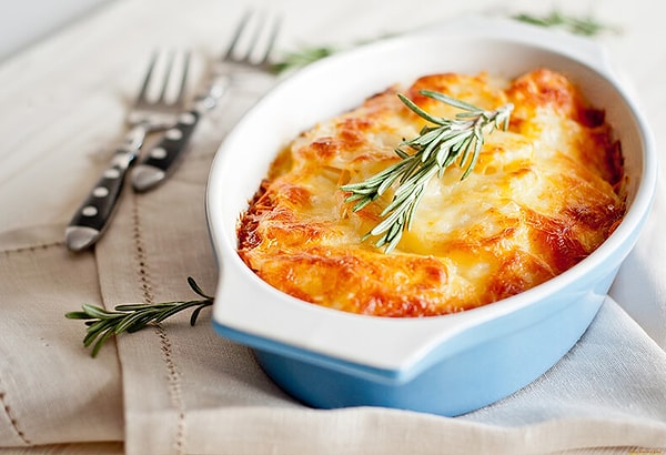8. Картофельный гратен с овощами и сулугуни
