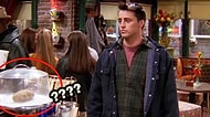 Yılların Eskitemediği Dizi Friends'in İzlerken Farkına Varamadığınız Garip Sahneleri