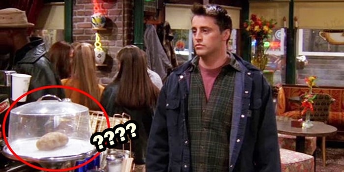 Yılların Eskitemediği Dizi Friends'in İzlerken Farkına Varamadığınız Garip Sahneleri