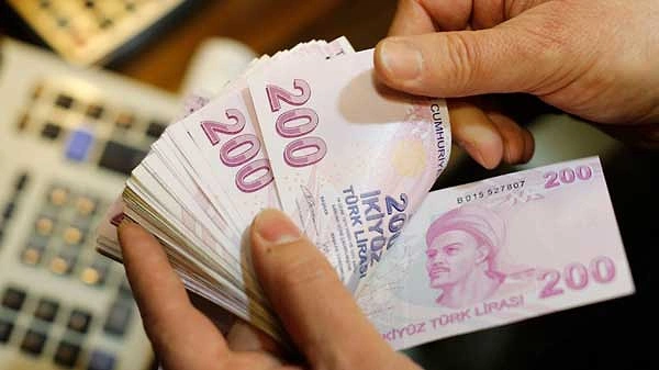 Eksikliklerle ilgili 5378 sayılı Engelliler Hakkında Kanun hükümlerine göre bina sahibine 3 bin lira, notere de kamu kurumu olması nedeniyle 15 bin lira idari para cezası kesildi.
