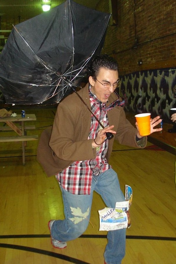 1. "Человек и ураган"