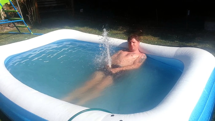 Havuzların İçindeki Çiş Miktarını Duyduktan Sonra Yazınız Birazcık 'Zehir' Olabilir!