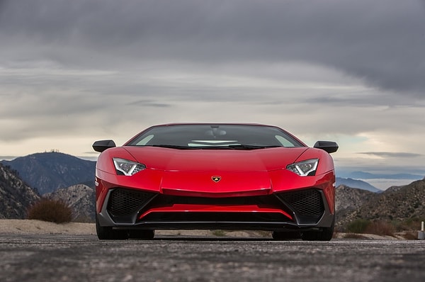 13. Криштиану Роналду - Lamborghini Aventador